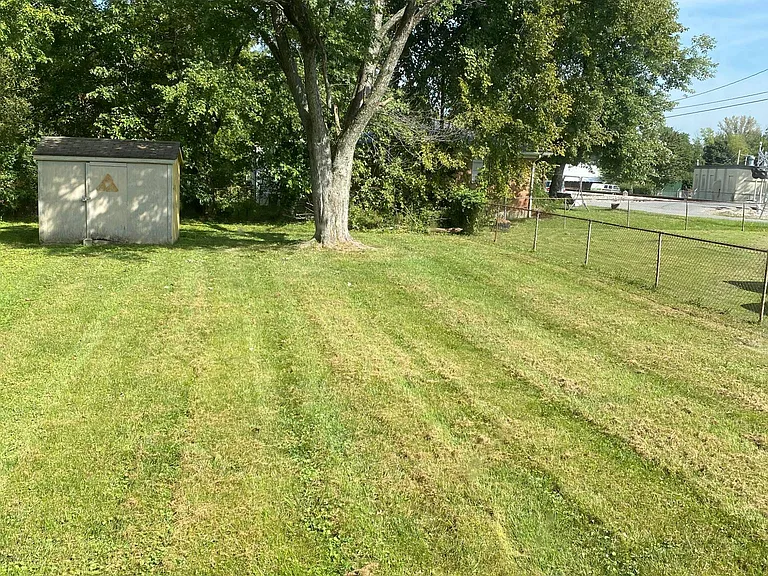 2204 Jollissaint Ave — Photo 9