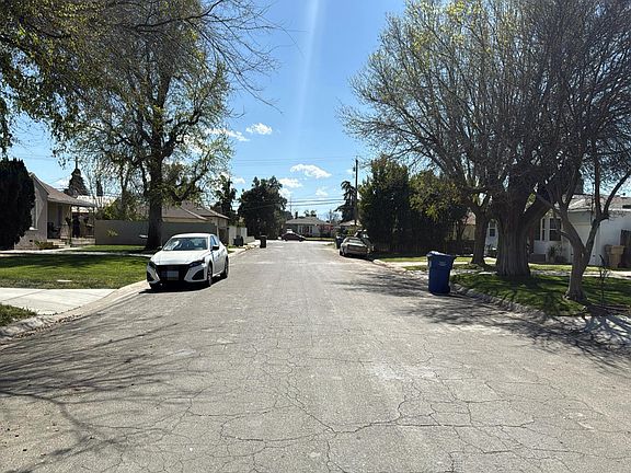 4th image of 810 Caylor St