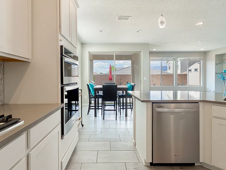 11439 Manzano Vista Ave SE — Photo 21