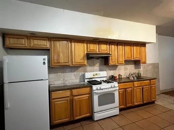 1905 S 7th St, Philadelphia, PA 19148