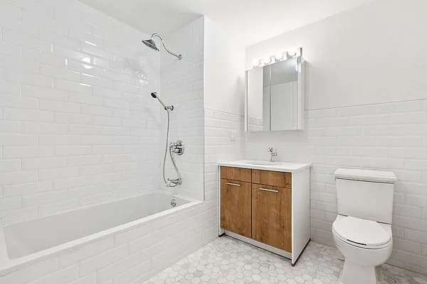 Rented by 517-525 West 45 LLC | media 7