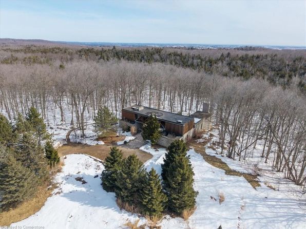 15139 Rockside Rd, Caledon, ON L7C 1V4