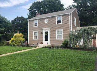 10 Westbrook Rd, Warwick, RI 02886
