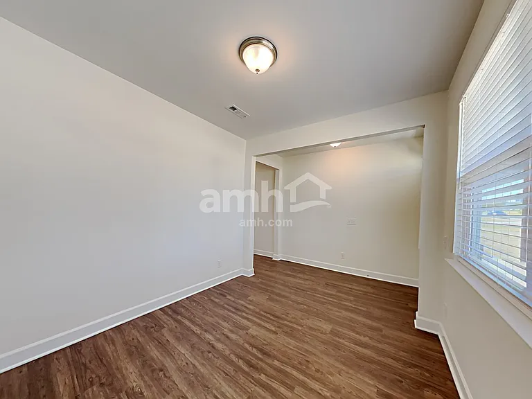 2920 Throneberry Ln — Photo 7