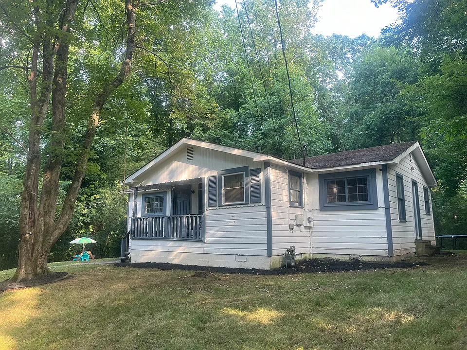 278 Pine Crest Dr