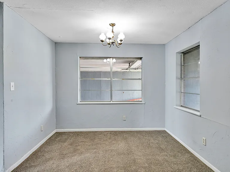9209 FM 1570 N — Photo 19