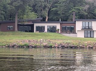 5839 North Shore Drive, Eau Claire, WI 54703