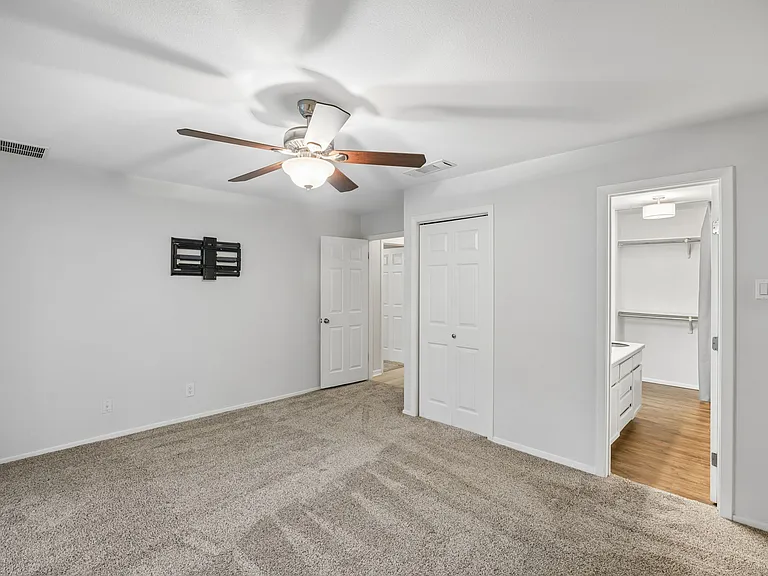 2908 Clear Springs Dr — Photo 13