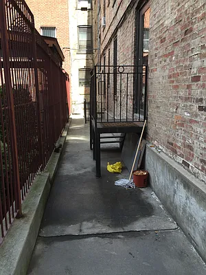 Rented by Grand & Co. | media 28