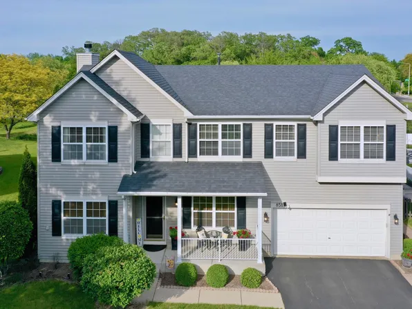 851 Crabapple Dr, Crystal Lake, IL 60014