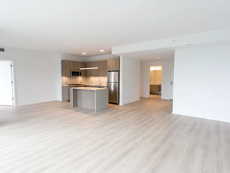 Dining/Living room