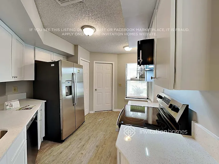 8096 Kilwinning Ln — Photo 7