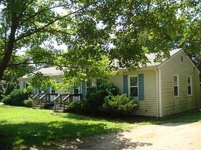 2nd image of 93 Acapesket Rd