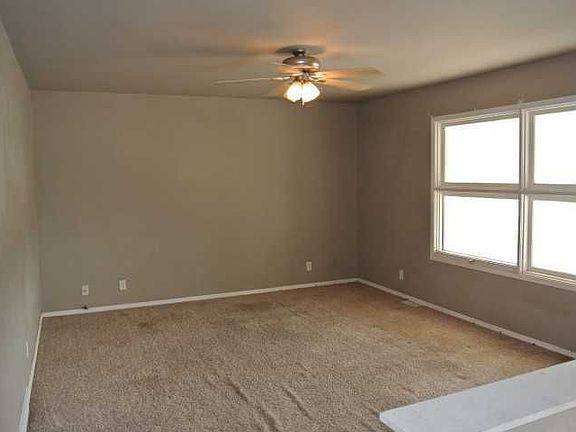 4th image of 1461 Sublette Cir