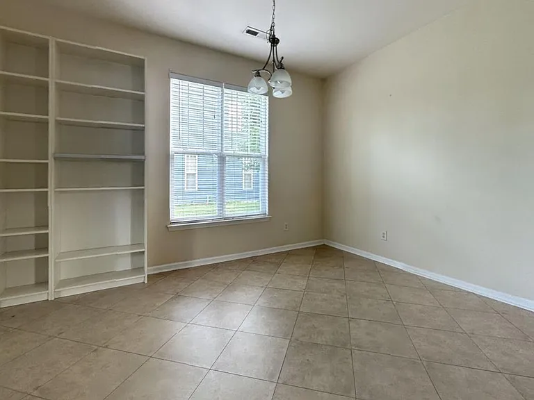 131 Red Leaf Blvd — Photo 12