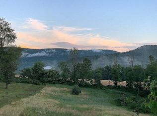 125 Ski View Dr, Palmerton, PA 18071