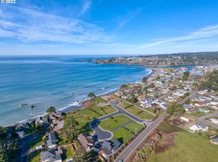 Sea Breeze Way, Brookings, OR 97415