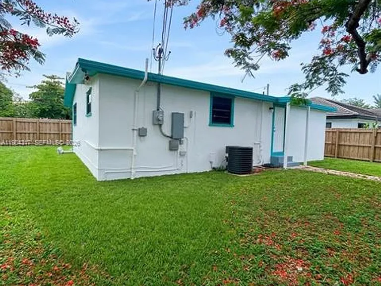 8866 SW 126th St — Photo 21