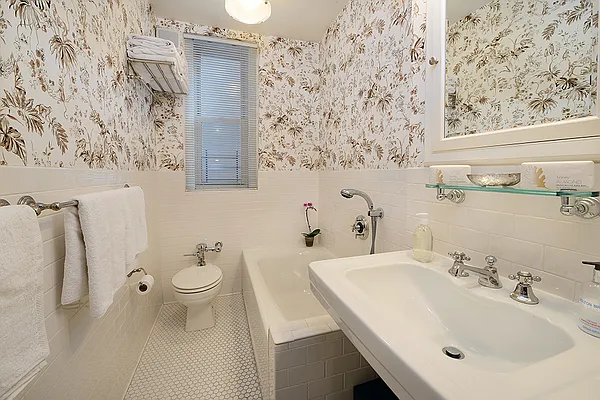 Sold by Corcoran | media 20