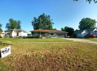915 O St, Tekamah, NE 68061