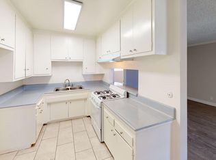 SA3 - Topanga Villa, Canoga Park, CA 91304