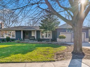 214 Maple Grove Dr, Oakville, ON