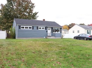 43 Brookside Cir, Wethersfield, CT 06109