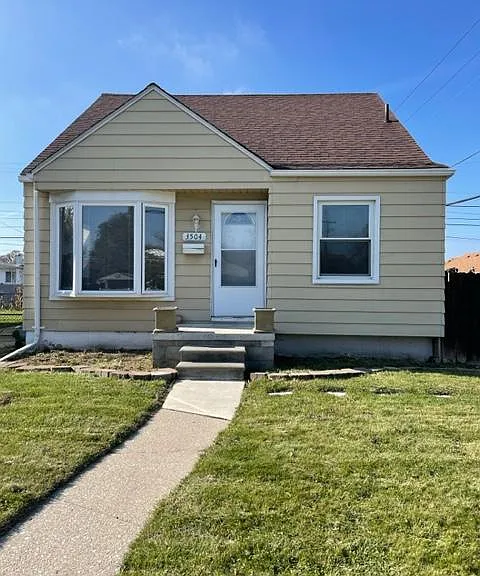 3504 23rd St — Photo 1