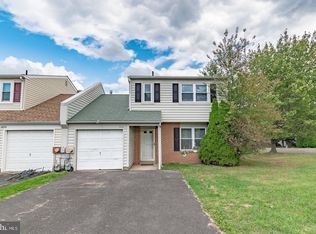 861 Christie Ct, Warminster, PA
