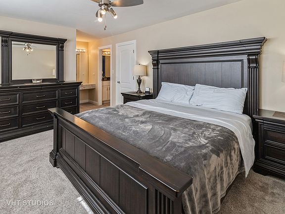 2nd image of 662 Wedgewood Dr #662