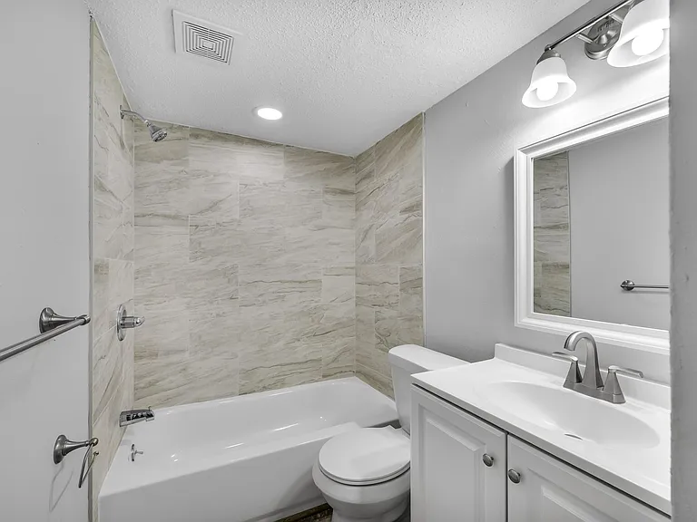 1279 Santa Rosa St #5 — Photo 5