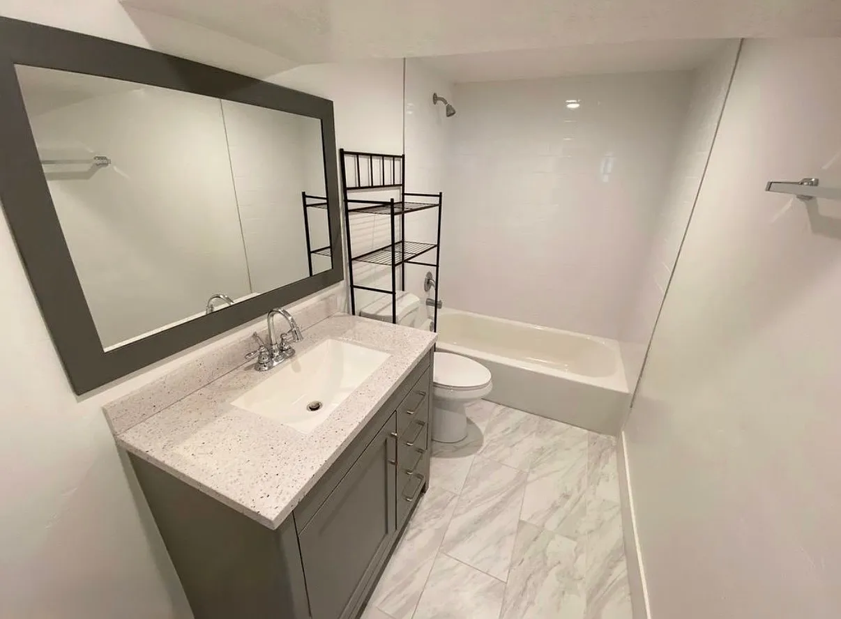 1 bed, 952 sqft, $1,275 — Photo 2