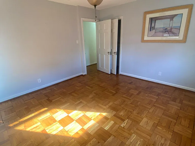 1325 Paxton Ave #2 — Photo 8