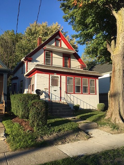 1st image of 194 Leroy Ave