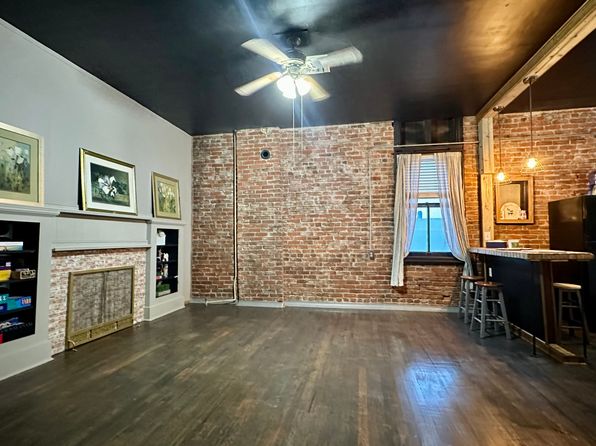 226 N Main St #5