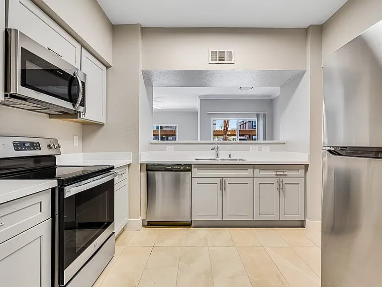 Pinehurst Condominiums — Photo 5
