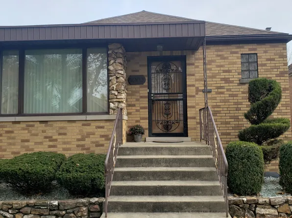 5003 N Melvina Ave, Chicago, IL 60630