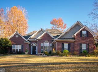 25 Brown Ridge Dr, Newnan, GA 30263