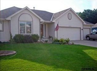 8110 S 101st St, La Vista, NE 68128