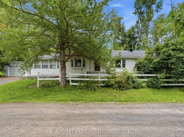 144 Ruth St, Beckwith, ON K7C 0C4