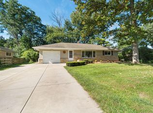 5937 N Sidney Pl, Glendale, WI 53209