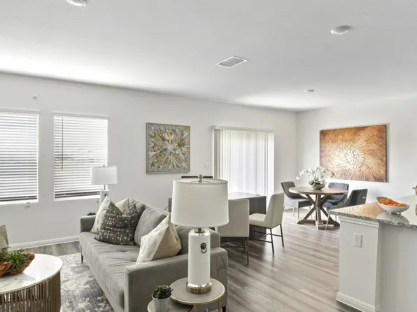 Beacon at Vine Creek Rental Homes