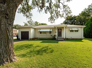 1914 Dearborn St, Augusta, KS 67010