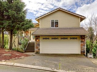 9 Masaryk St, Lake Oswego, OR 97035