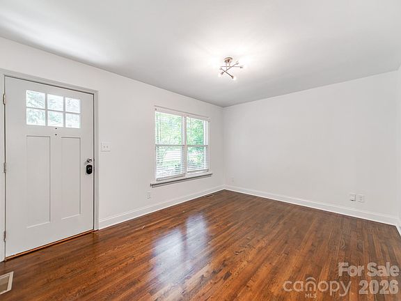 5th image of 3032 Edsel Pl
