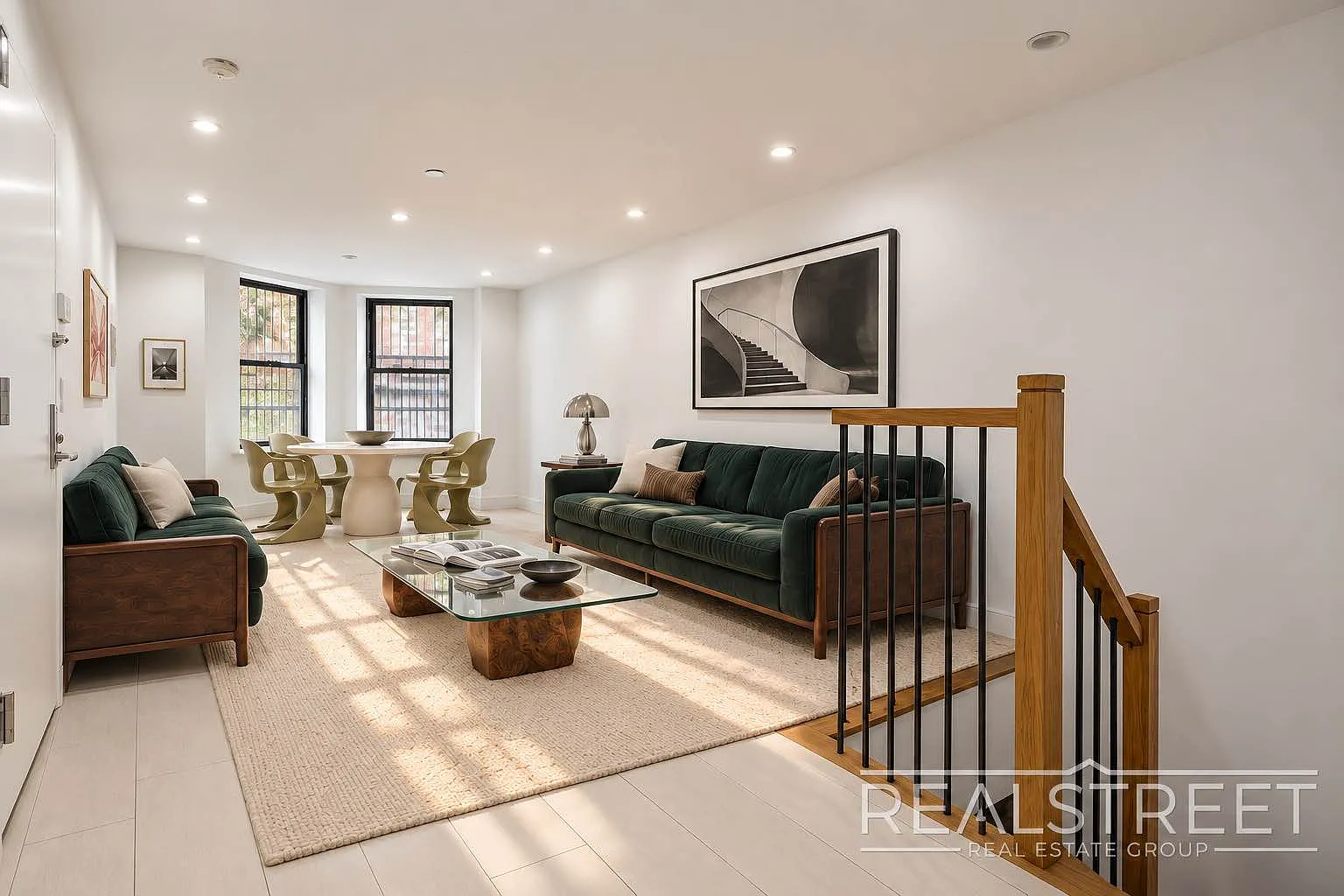 12 Verona Place — Photo 1