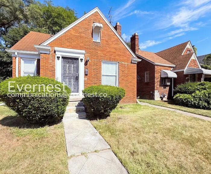 9460 Wayburn St — Photo 1