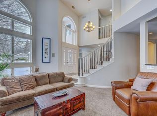 6291 Hummingbird Rd, Excelsior, MN 55331