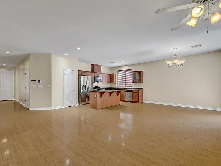 10240 Gladstone Peak St N — Photo 12