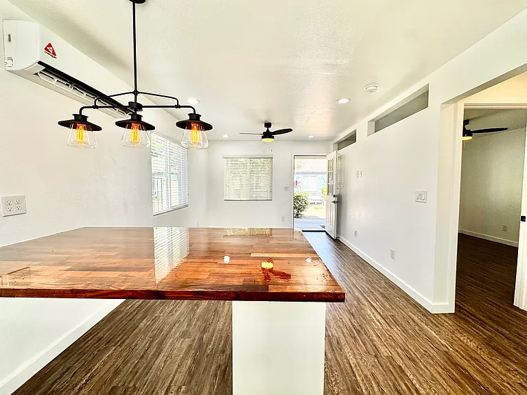 1017 E Turney Ave #2 — Photo 15
